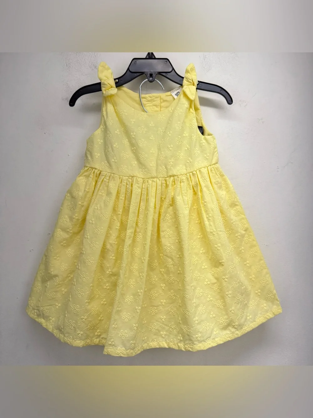 Oshkosh B’Gosh size 24M Baby Girl Summer Yellow Eyelet Babydoll Dress
